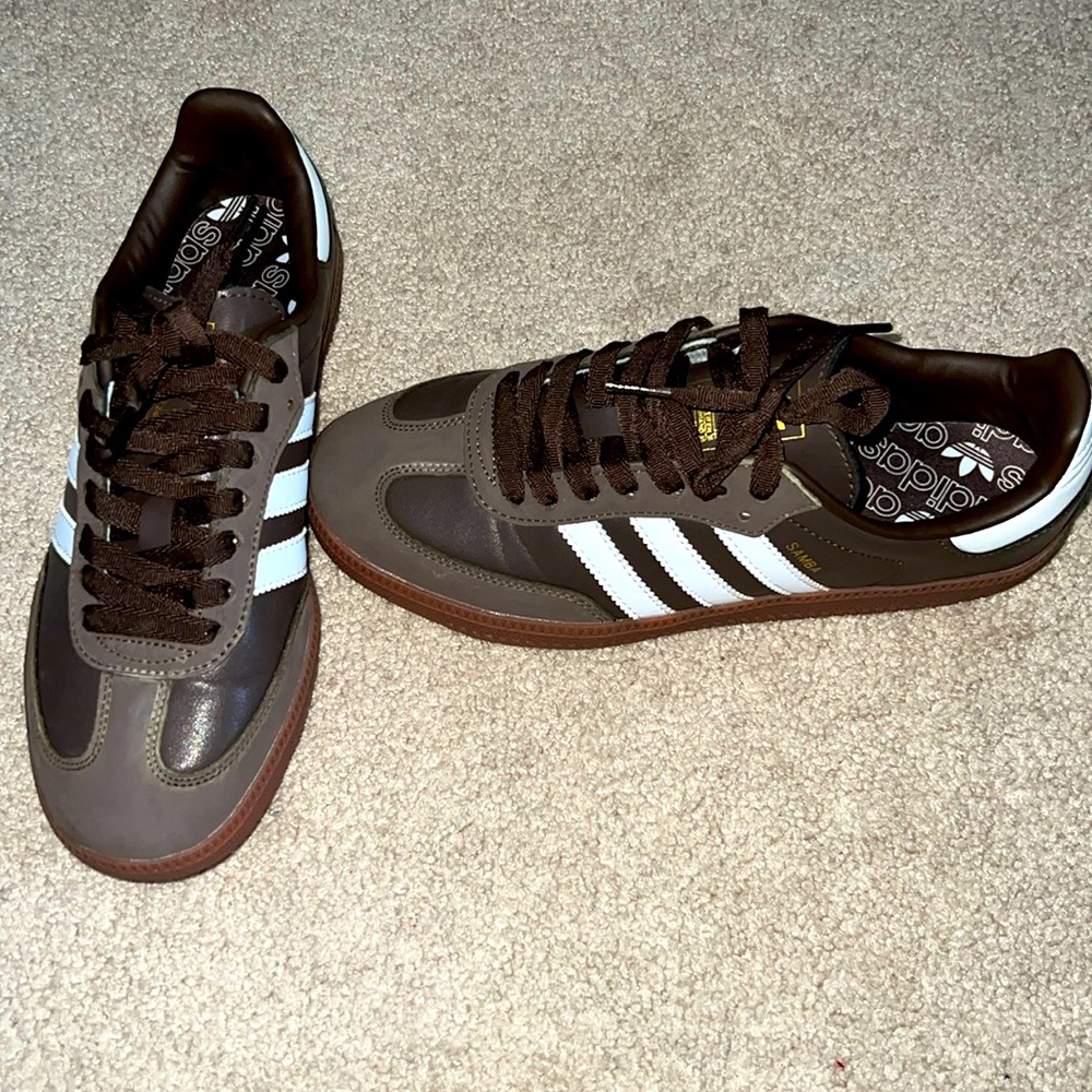 DHgate sneakers 7.5